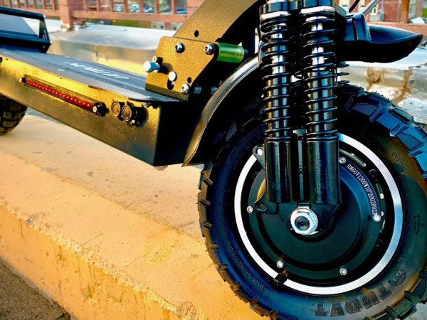 Обзор электросамоката Ultron T10 2020 года Обзор электросамоката Ultron T10 2020 года